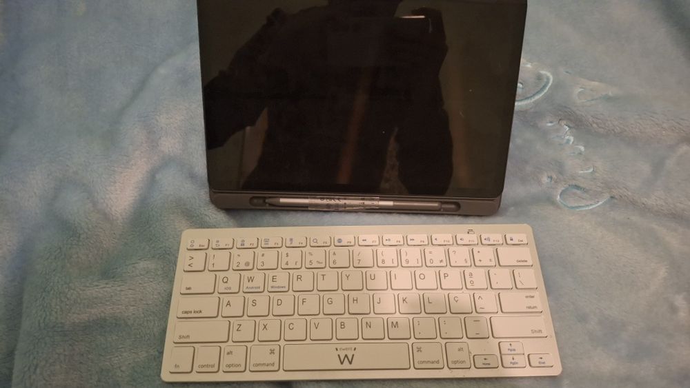 Lenovo tab M11 c/ teclado