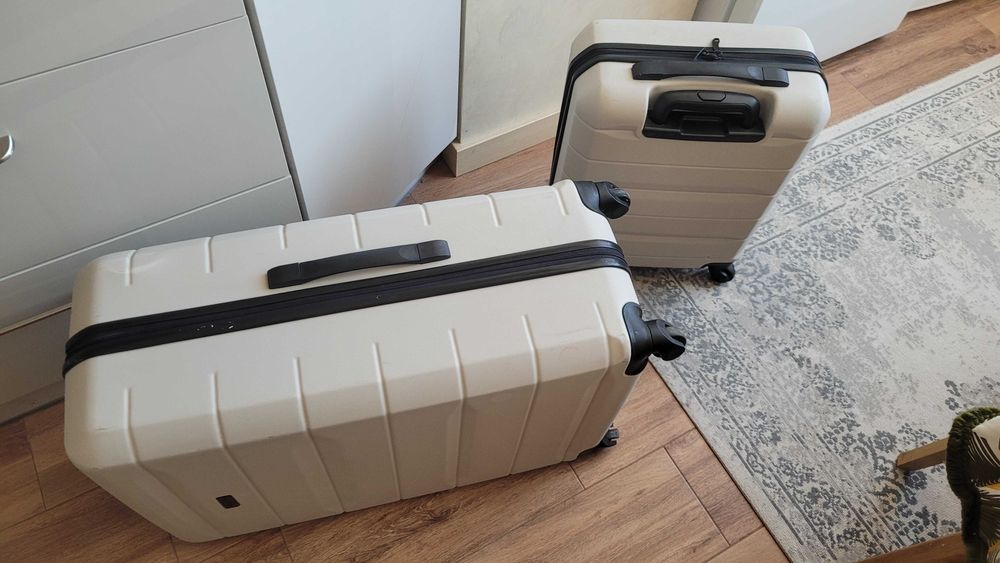 Комплект якісних валіз Норвегія