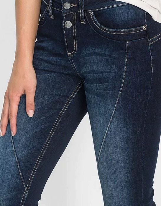 B.P.C spodnie bootcut ciemny jeans z przeszyciami r.40