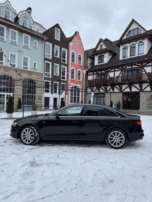 Audi A4 B8 2015 р. S - line
