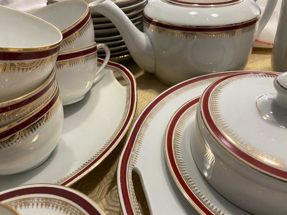 Serviço de chá e café em porcelana