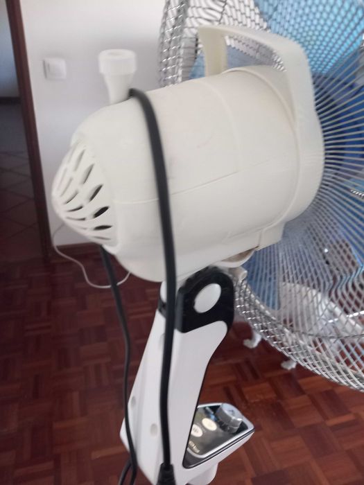 Ventoinha de Pé Rowenta Turbo Silence Extreme – Excelente Estado