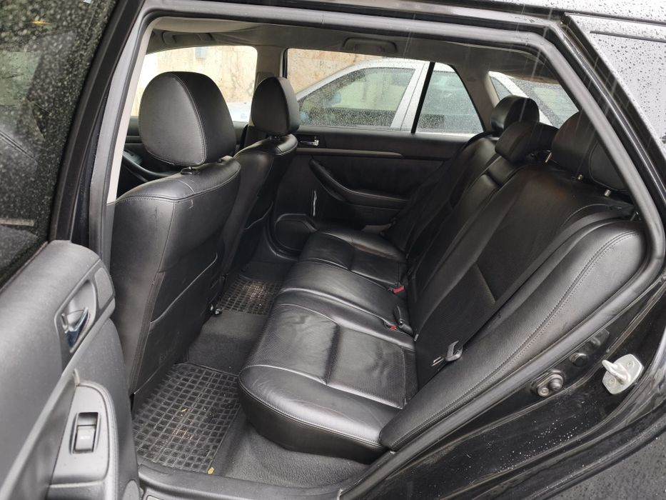 Toyota avensis 2.2 D4D 2007