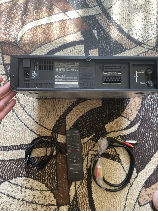 Відеомагнітофон Toshiba, видеомагнитофон, видик