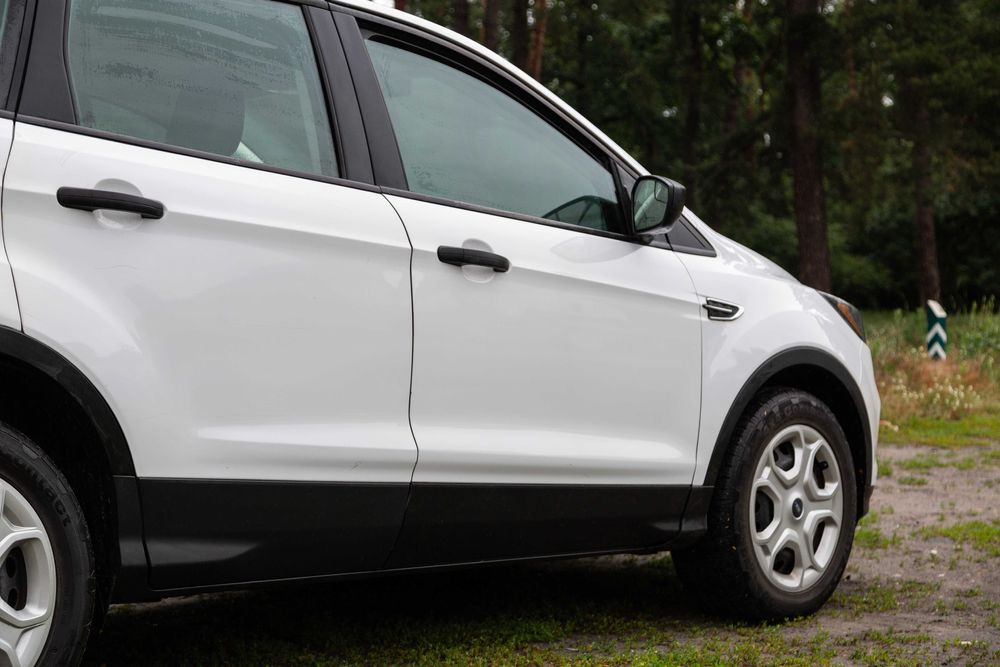 Продам Ford Escape