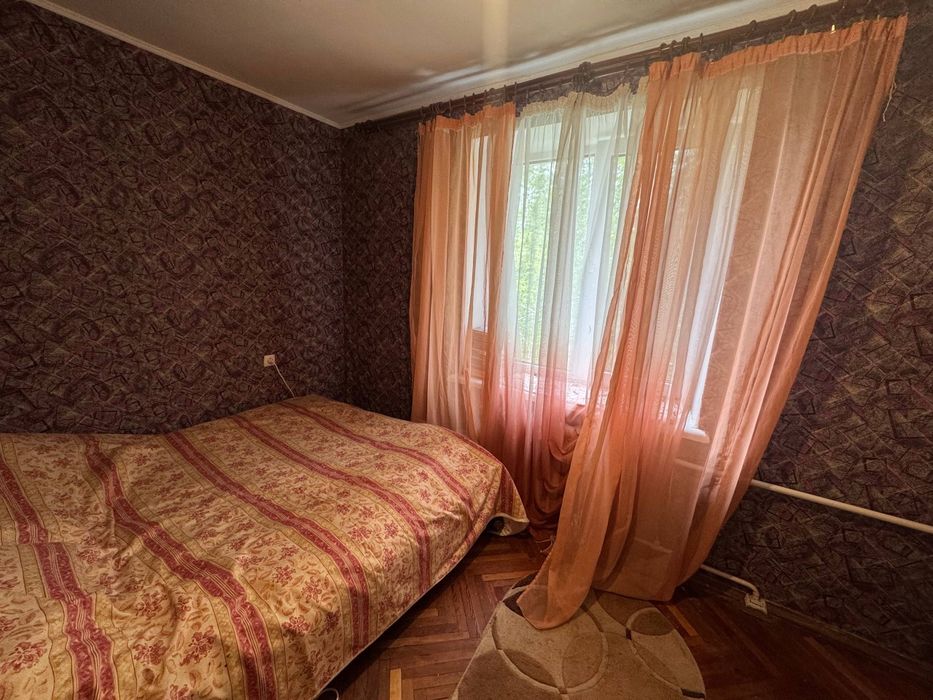 Продаж 3-кімнатної квартири  68м2, цегла, гарний район