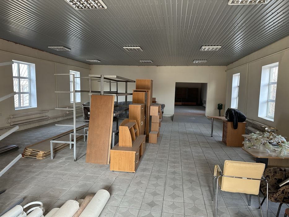 Здам в оренду комерційне приміщення площа 350м2 з розширенням до 500м2
