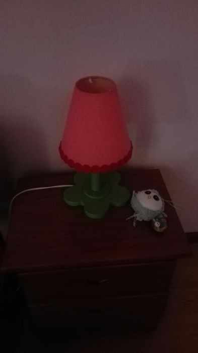 Candeeiro quarto criança