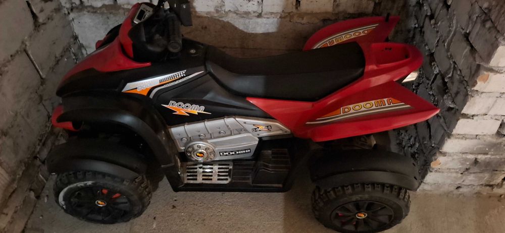 Quad dła dziecka + 2 nowe akumulatora