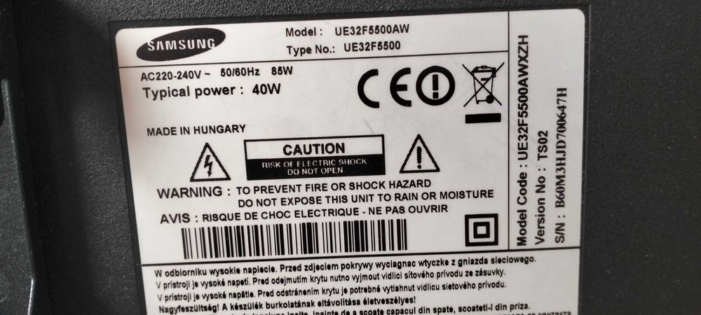 Telewizor 32" Full HD Samsung 32F5500 HDMI + uchwyt na ścianę