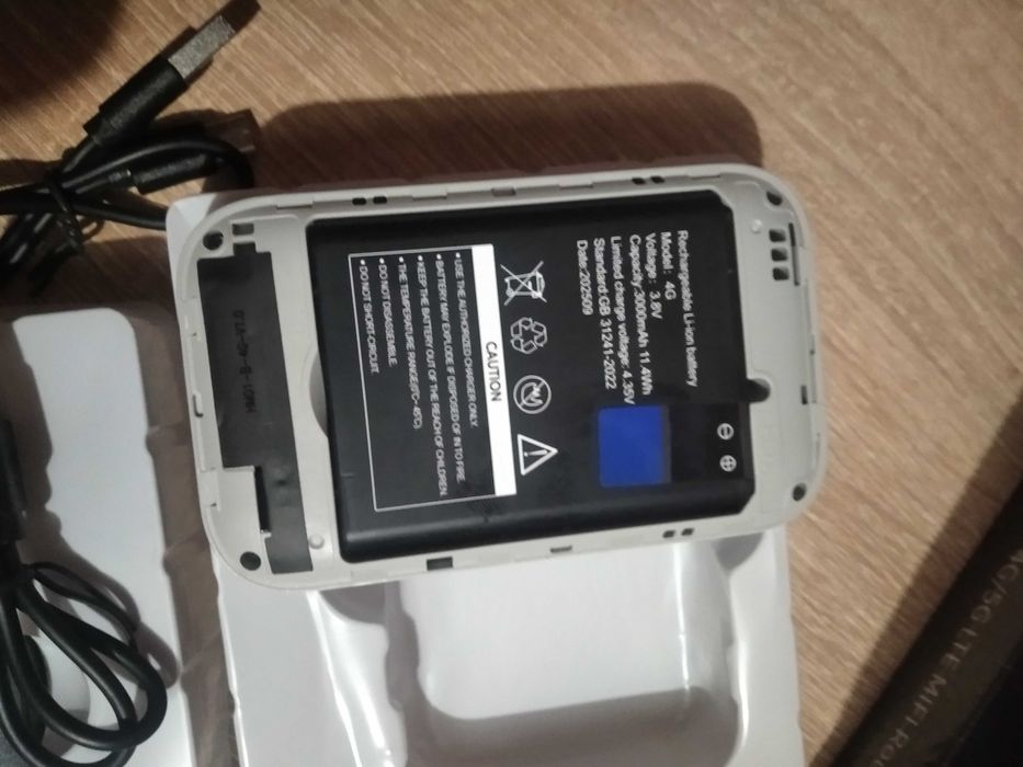 4/5G Роутер Модем WiFi серії Pro, батарея 3000 мАг під SIM-карту