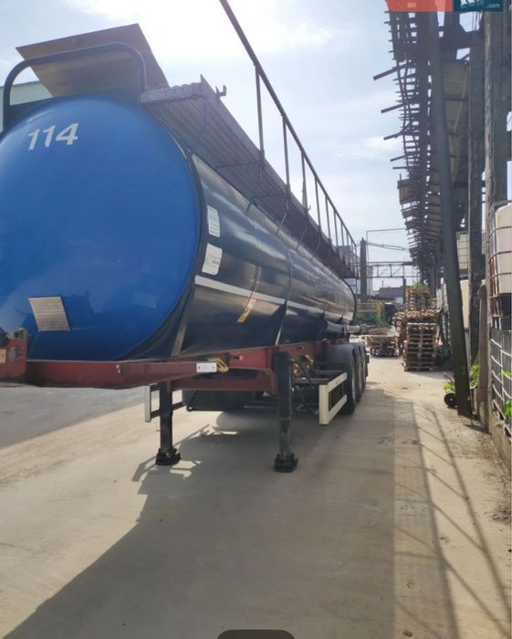 Напівпричіп цистерна NUOVA Ma.Na.Ro.