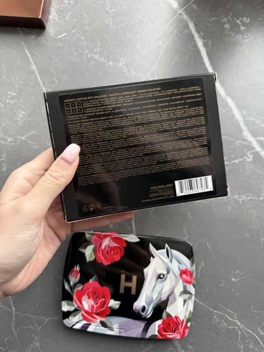 Hourglass палетка оригінал
