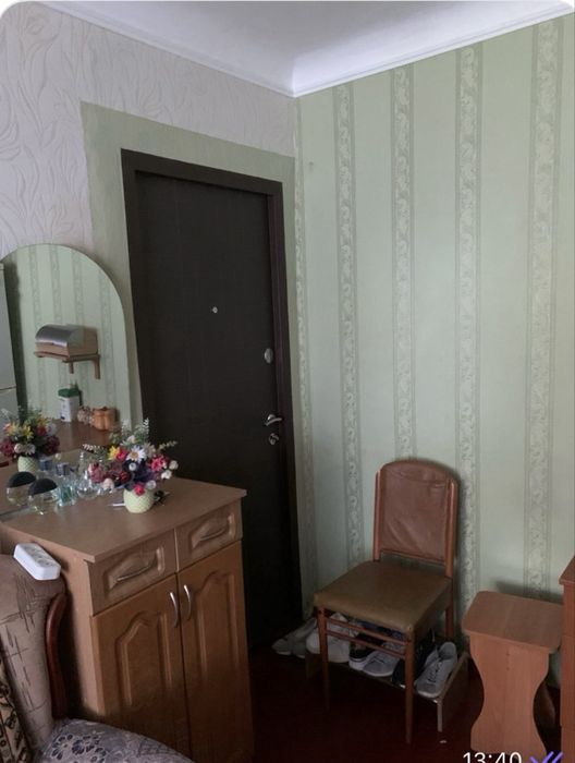 Продам 1 кімнату Польова
