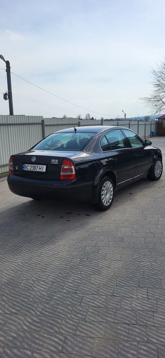 Skoda Superb 1.8