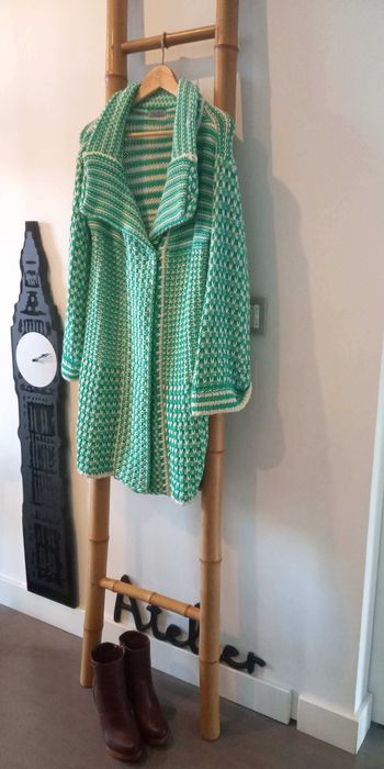 Casaco marca RUGA (original)