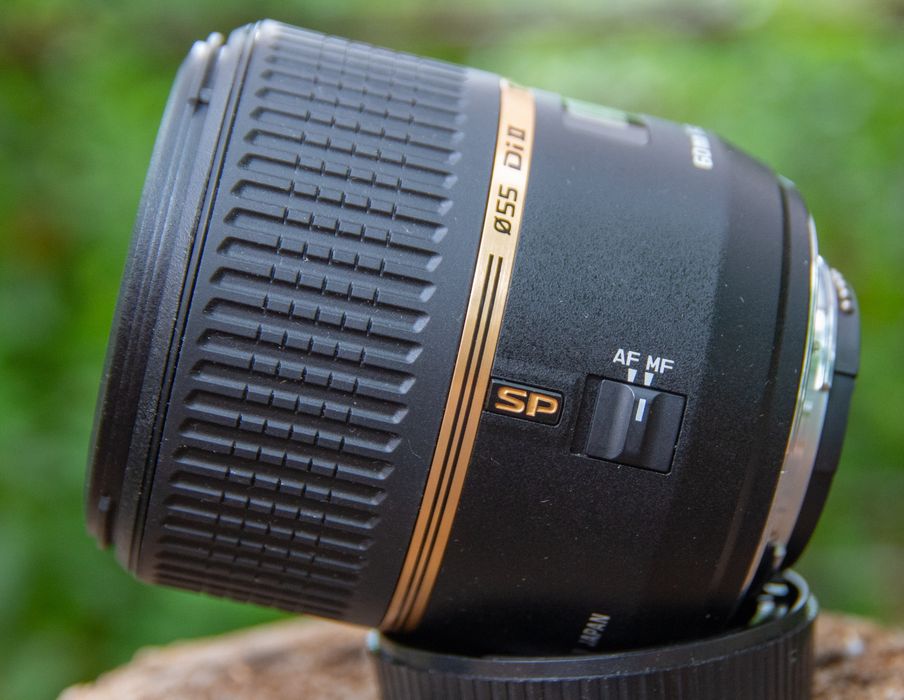 Об'єктив до дзеркальних камер Nikon Tamron  60 mm f 2 macro