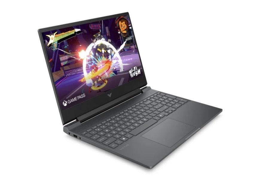 HP VICTUS 15 Core 5 210H/32GB/1TB RTX5050