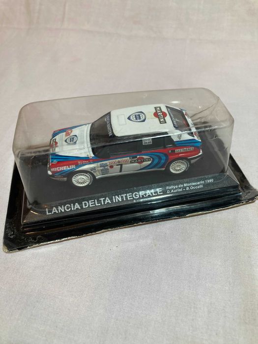 Carrinhos miniatura de exposição, escala 1/43