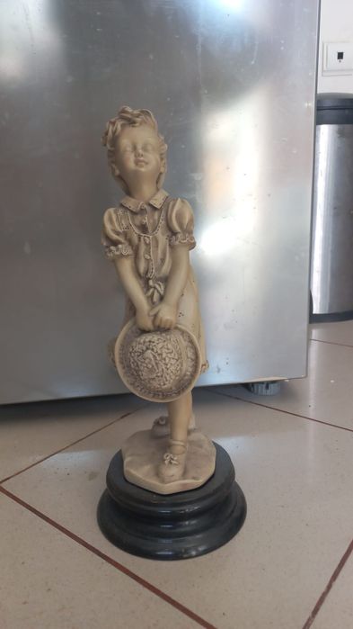 Estatueta marfinite Tulipa Branca