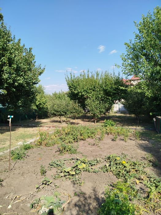 Продам дачний участок 4сотки    р.  Кільчень  з будівлею Самаровка