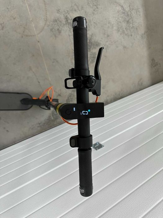 Електросамокат Xiaomi Mi 4 Go