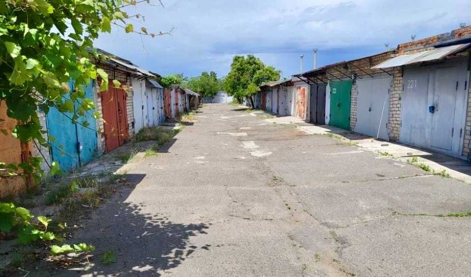 Гараж в АГК Венера