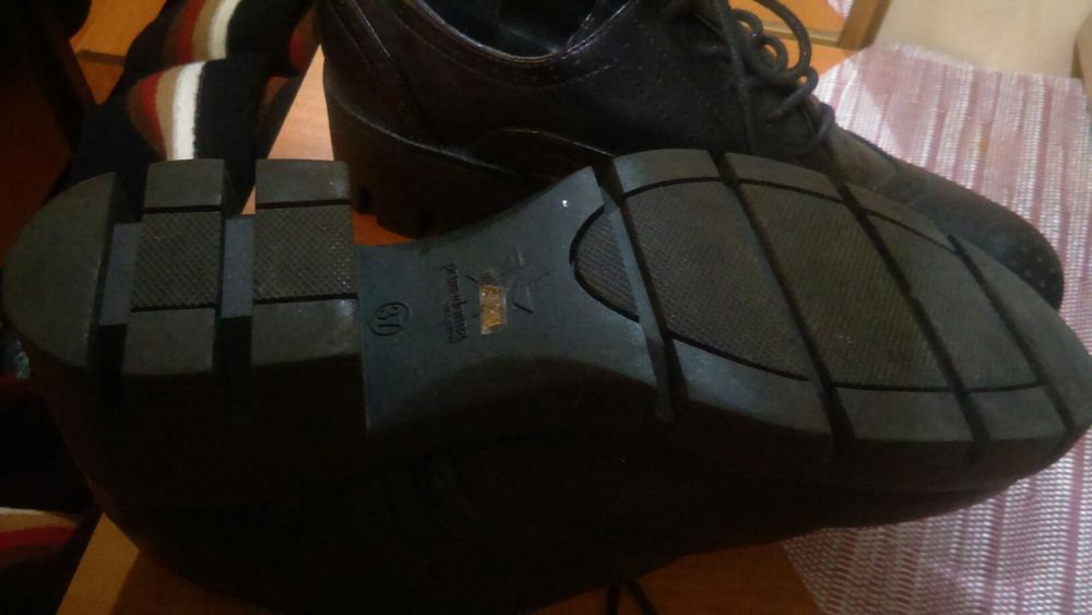 Buty damskie    .