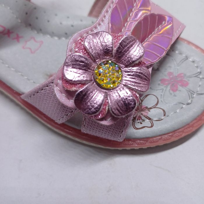 Nowe sandały roz 25 wkładka skórzana profilowana 16.5 cm