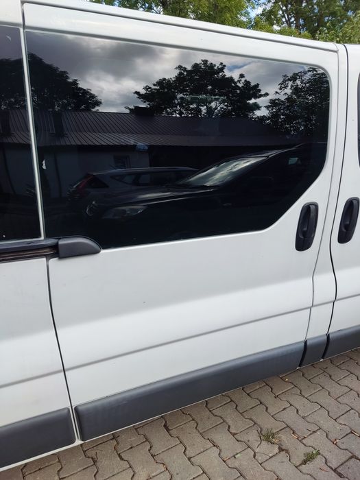 Drzwi przesuwne vivaro Trafic primastar