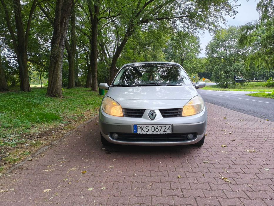 Renault Grand Scenic 2.0 benzyna, 2005 r. – 7 miejsc – 198 000 km