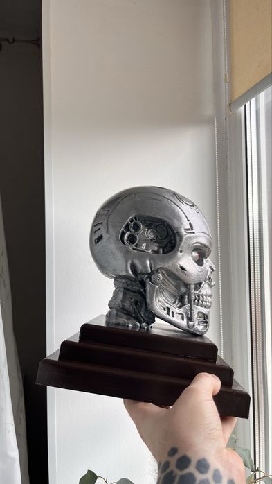 Terminator. Підставка під навушники. T-800