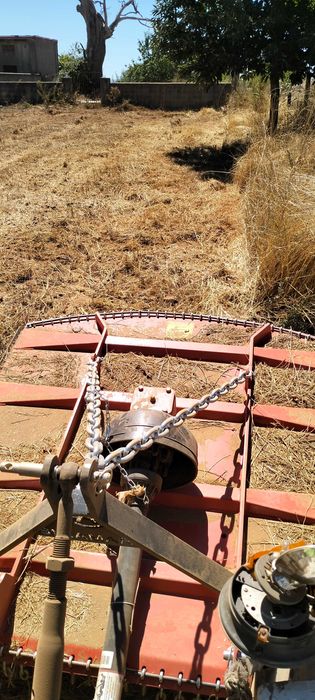 Capinadeira 1.5 como nova