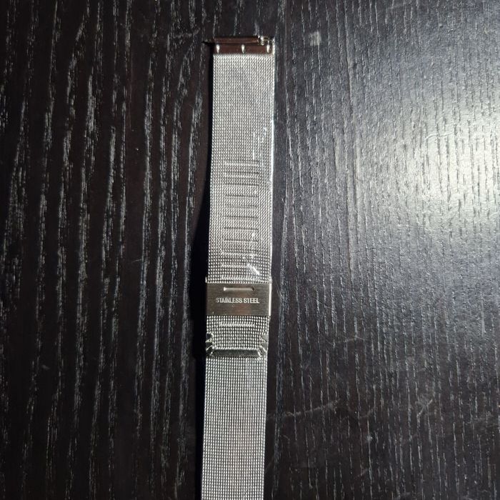 Bracelete de relógio em couro em malha metálica 20 mm  22mm nova