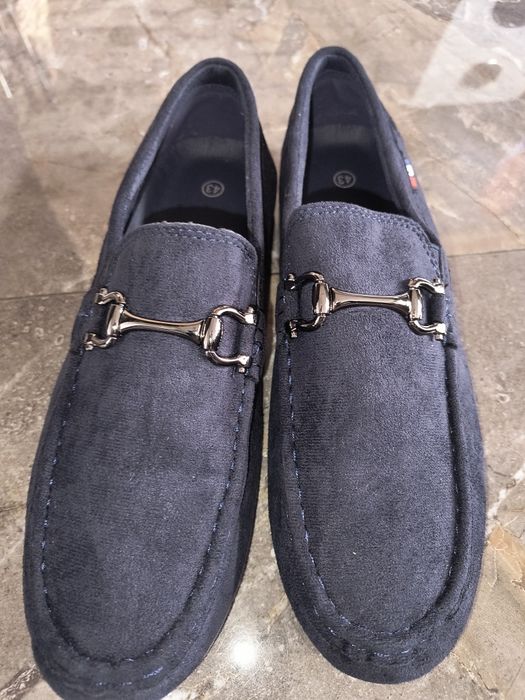 Pantofle, buty, mokasyny
