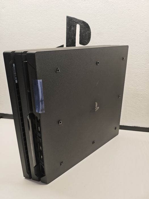 Consola PlayStation 4 Pro 1Tb