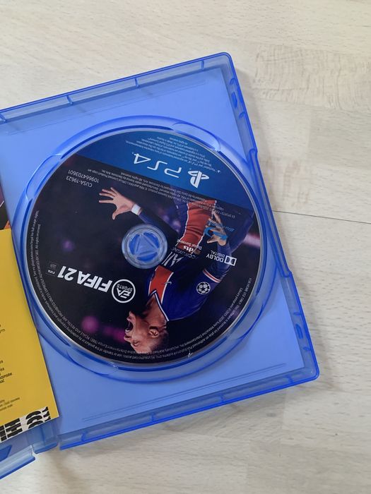 FIFA 21 PS4, stan idealny