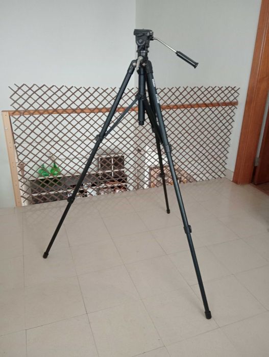 Tripé de vídeo Velbon DV-7000