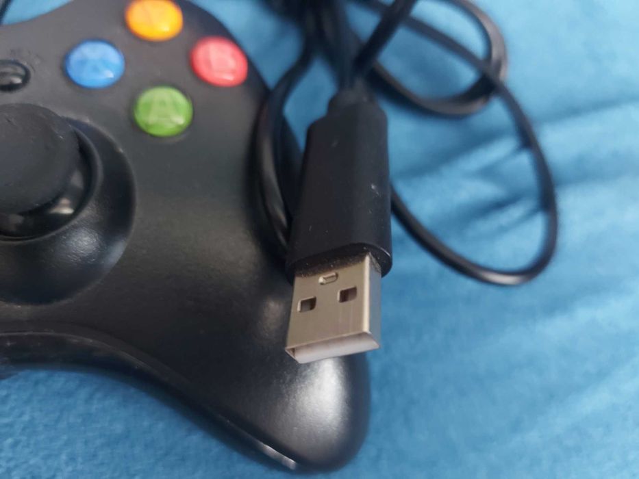 Kontroler Xbox 360 kontabilny z komputerem PC