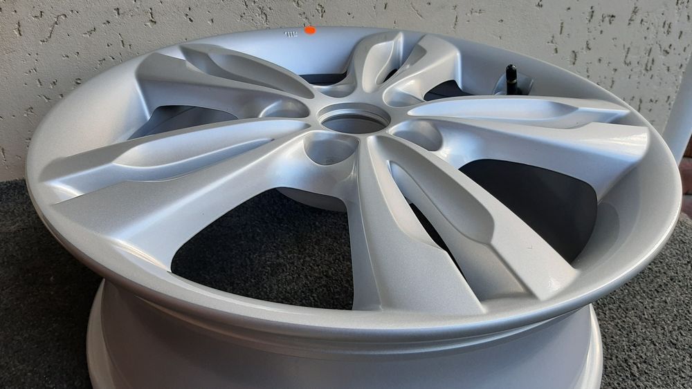 Диск Hyundai IX35-Tucson 5x114.3 R17 оригінал