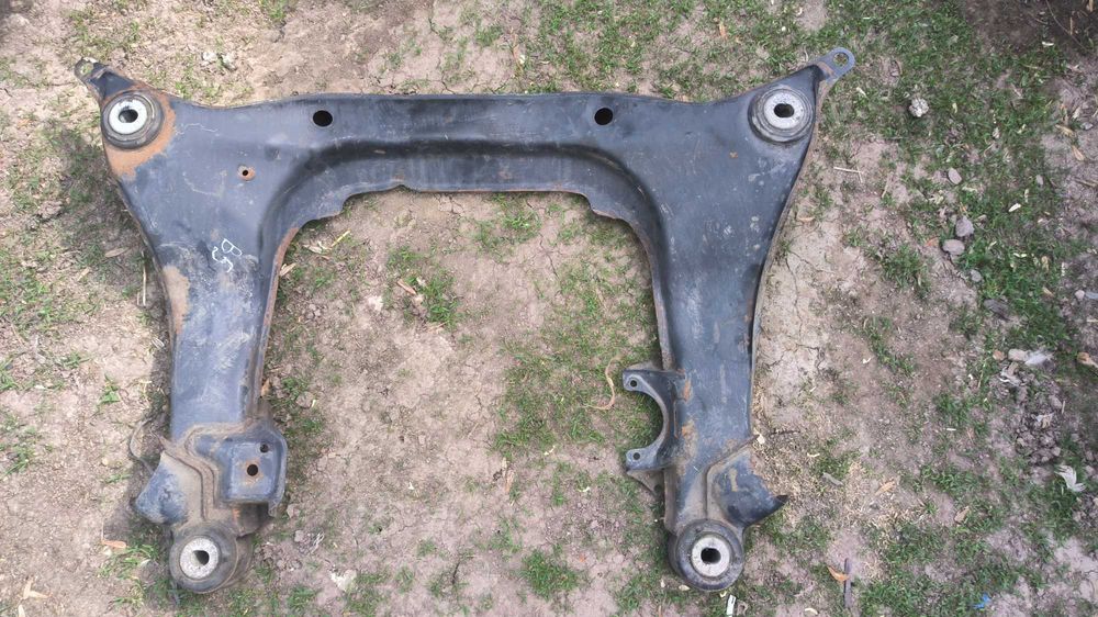 Підрамник Пассат б5 автомат