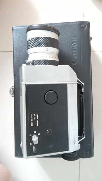 Câmera Canon Auto Zoom 814 Super 8 - Excelente Estado + Outfit Completo