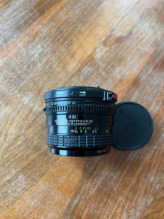 Obiektyw Sigma 28mm f/2.8 Canon FD