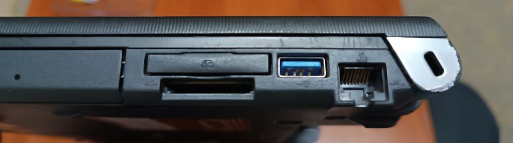 Ноутбук Toshiba Tecra R940 i5