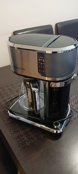 Ekspres do kawy Russell Hobbs Attentiv Coffee Bar