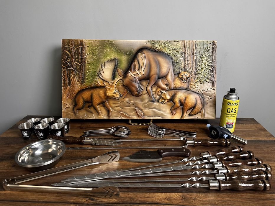 Деревʼяний кейс з шампурами