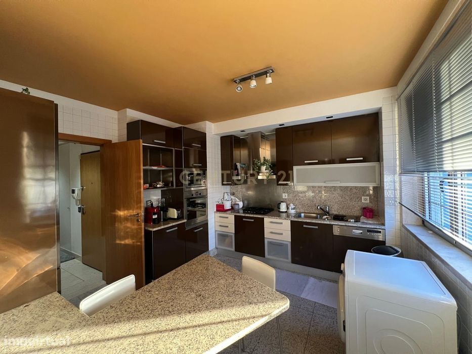 Apartamento T3 com Vista Panorâmica em Parque das Nações, Lisboa