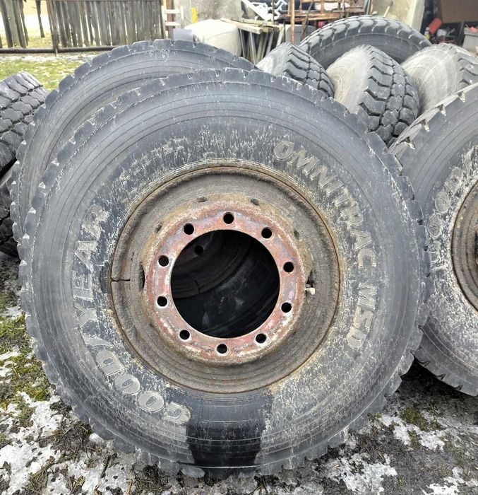 Koła komplet 12,00 R20 wojskowe