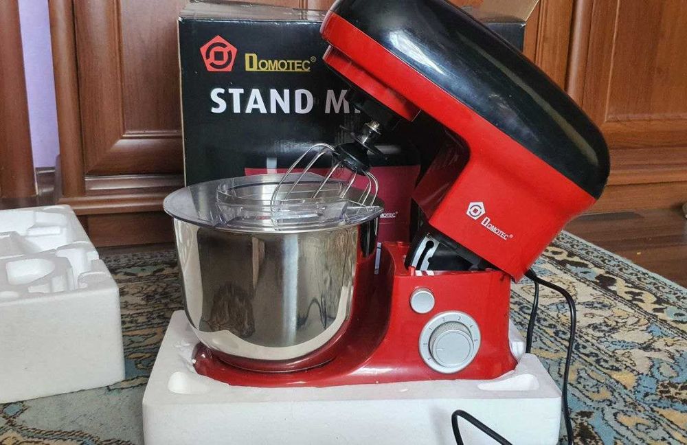 Тістоміс Domotec MS-1367 планетарний з чашею 5л 4000W червоний