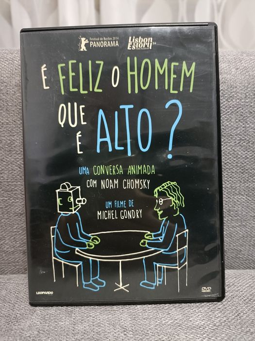 É Feliz o Homem que é Alto?